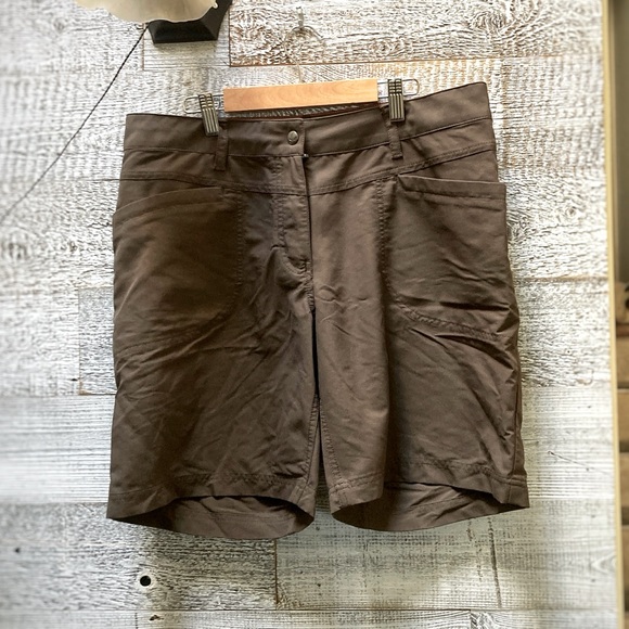 3/$30 | MEC | Lightweight Bermuda Shorts - 10, Tan/Khaki - Picture 1 of 10